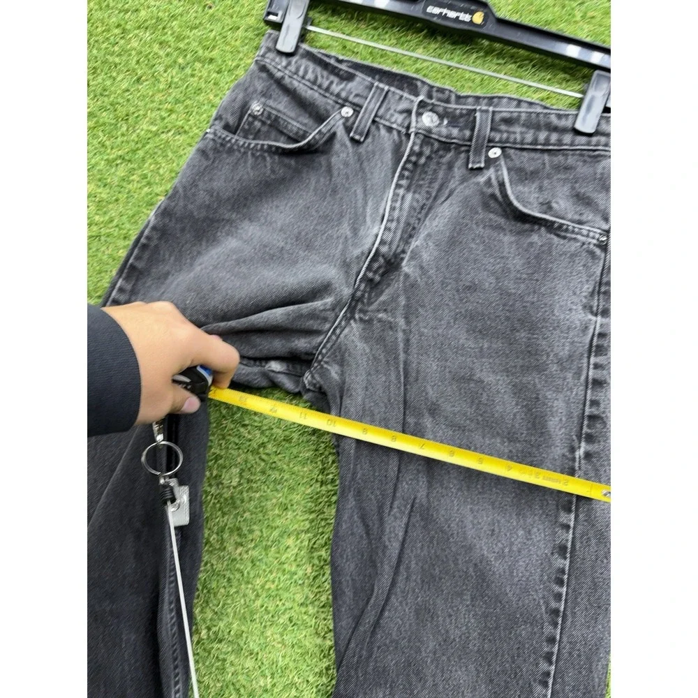 Levis shop confidence